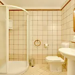 Rustikale Und Moderne Steinfinca Mit Zwei Parkplaetzen Holiday home